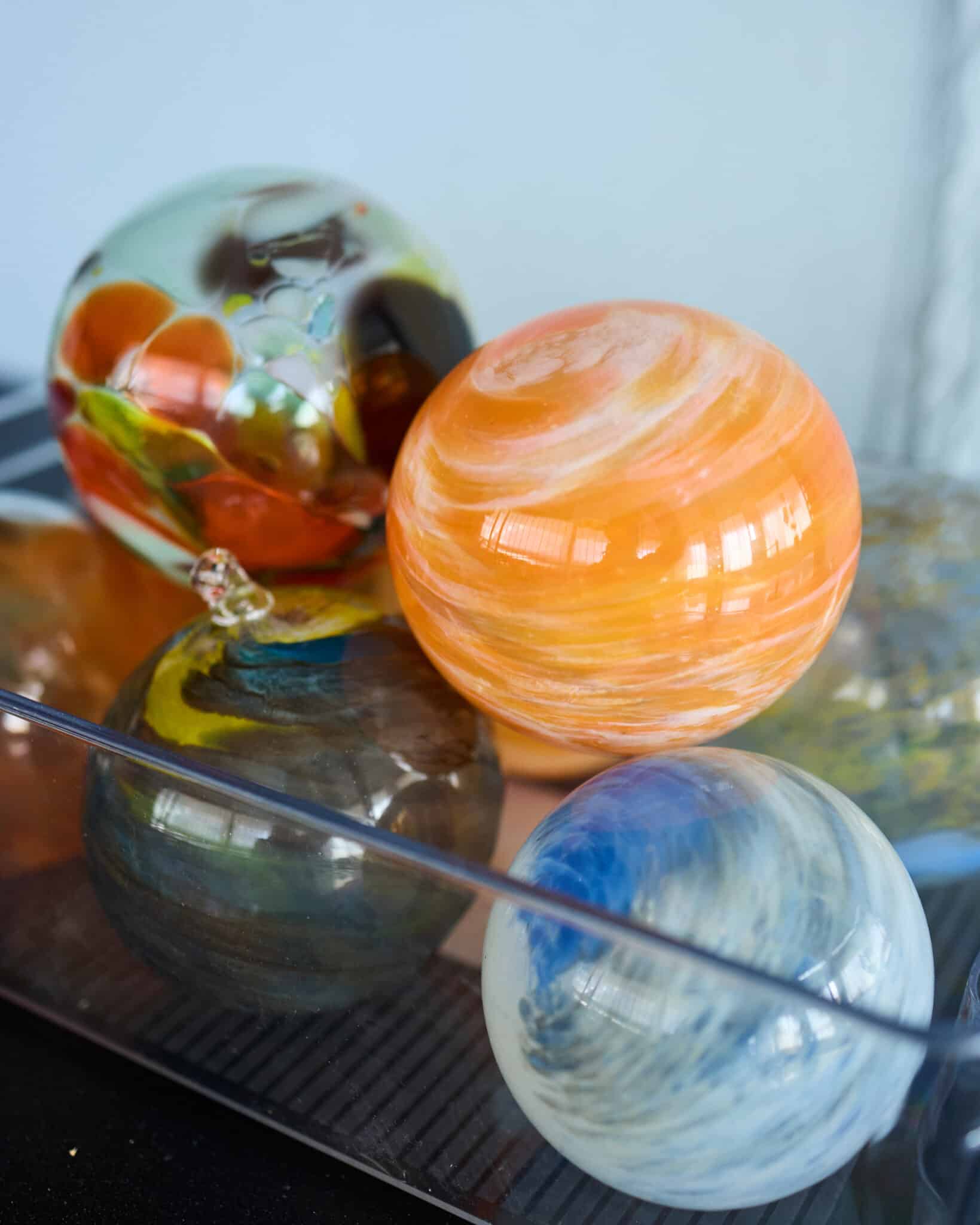 Artista Glass