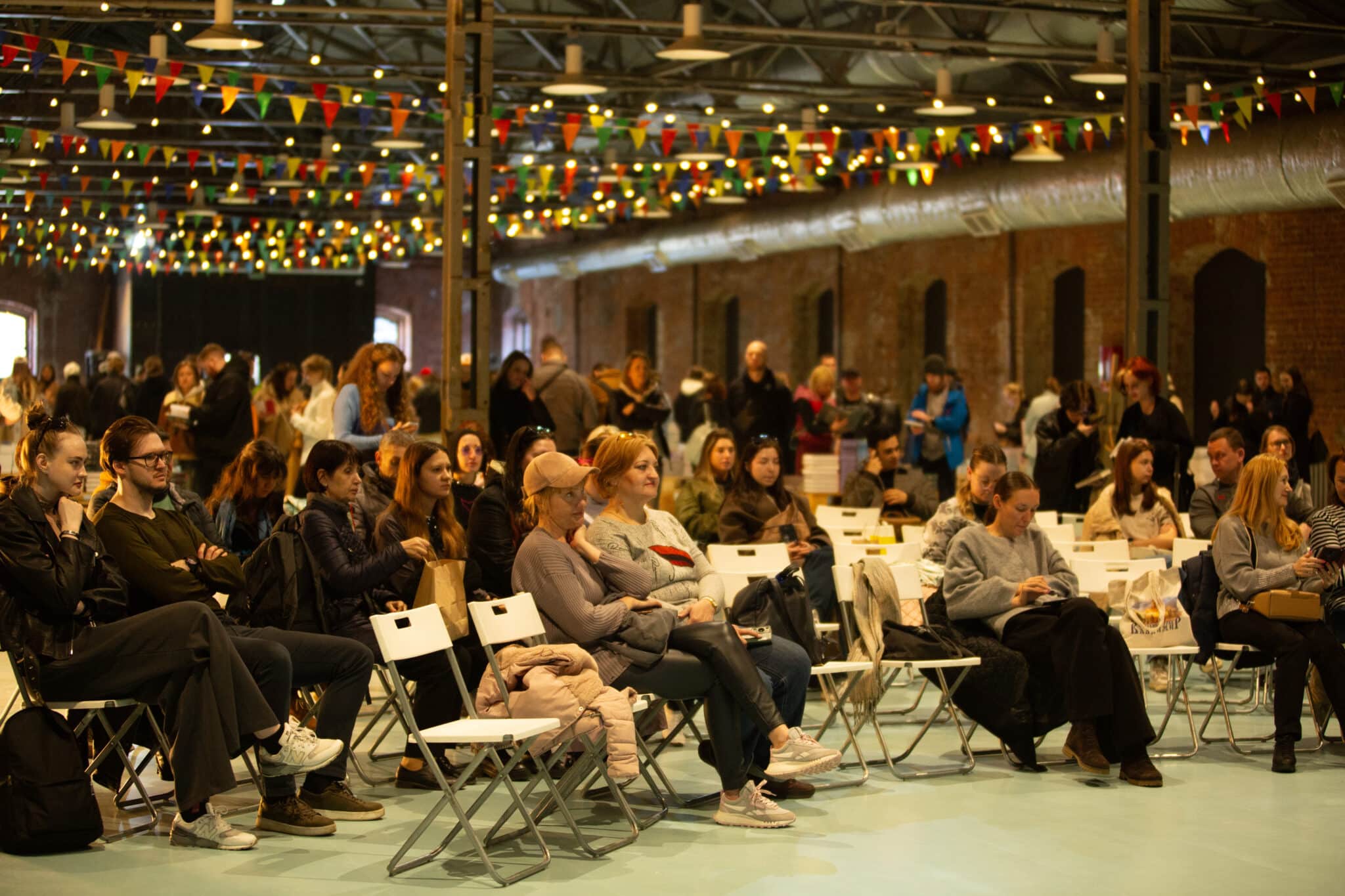 Гаражная распродажа МИФ