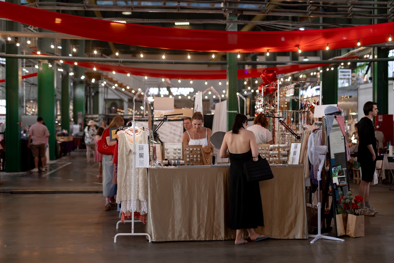 Маркет на Неве