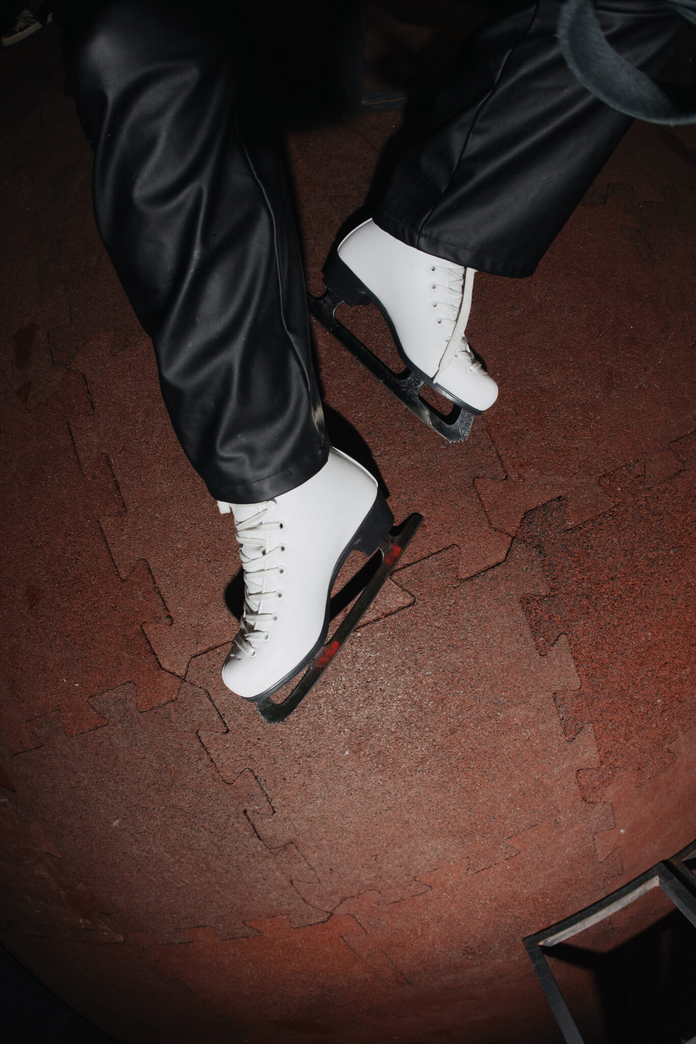 Вы на Катке у моря / night2day / 29.11