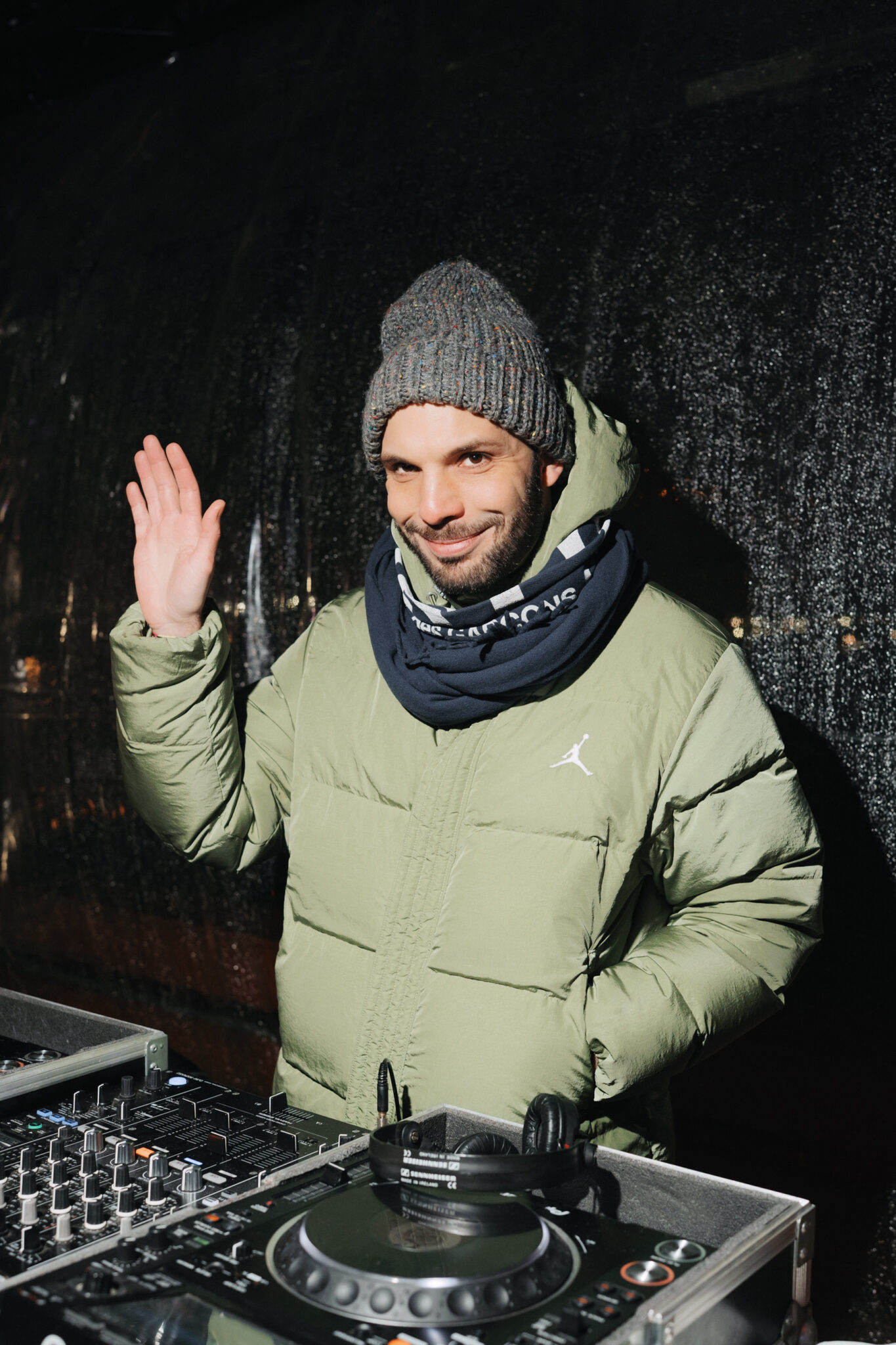 Вы на Катке у моря / night2day / 29.11